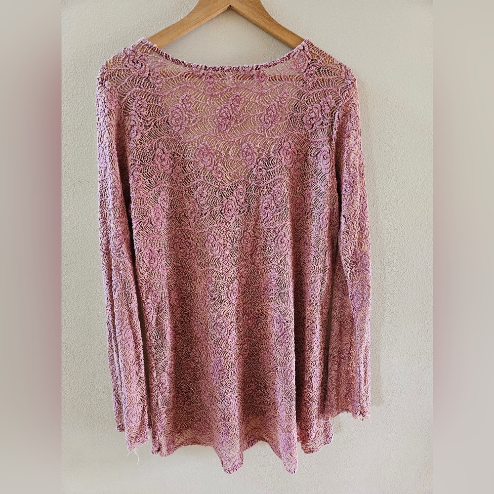 Gimmicks by BKE Pink Lace Blouse - Picture 4 of 4